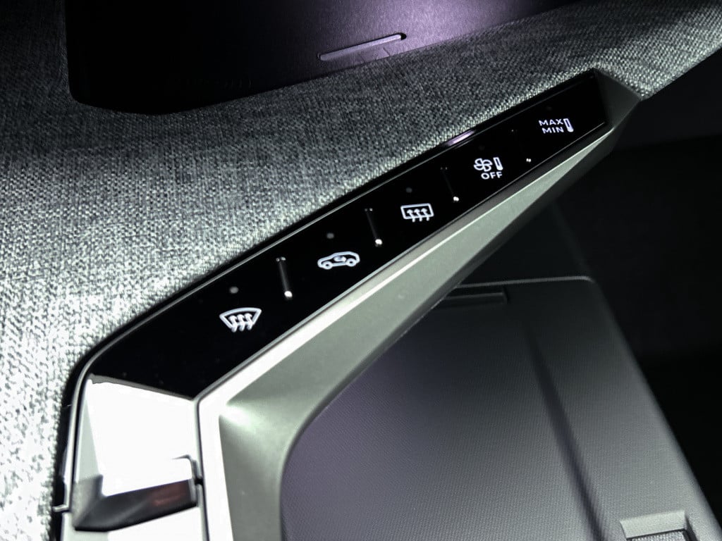 Peugeot E-3008 allure avantage 73 kwh