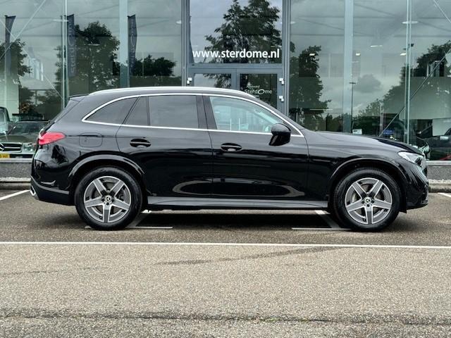 Mercedes-Benz Glc 300e 4matic amg i airmatic l gestuurde achteras l panoram