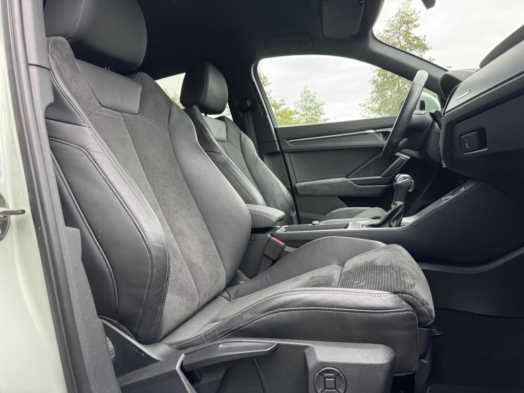 Audi Q3 sportback 45 tfsi quattro s-line * keyless * matrix led * adaptive 