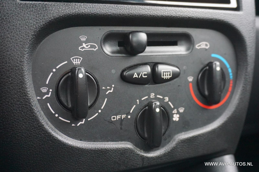 Peugeot 206 + 1.4 xs