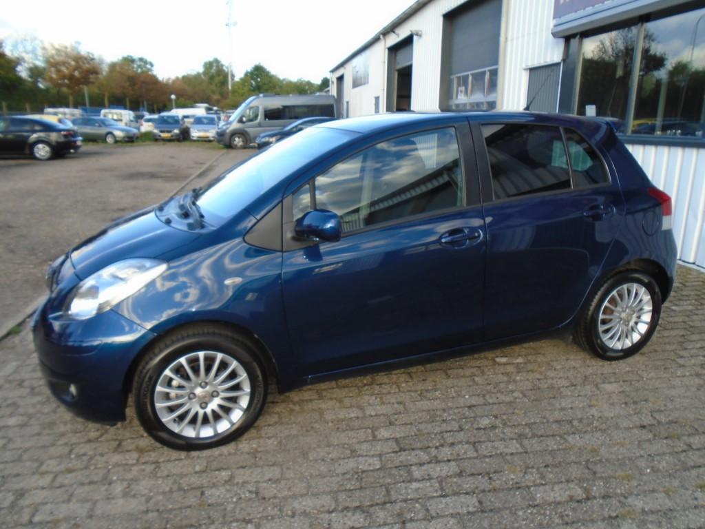 Toyota Yaris 1.3 vvti dynamic