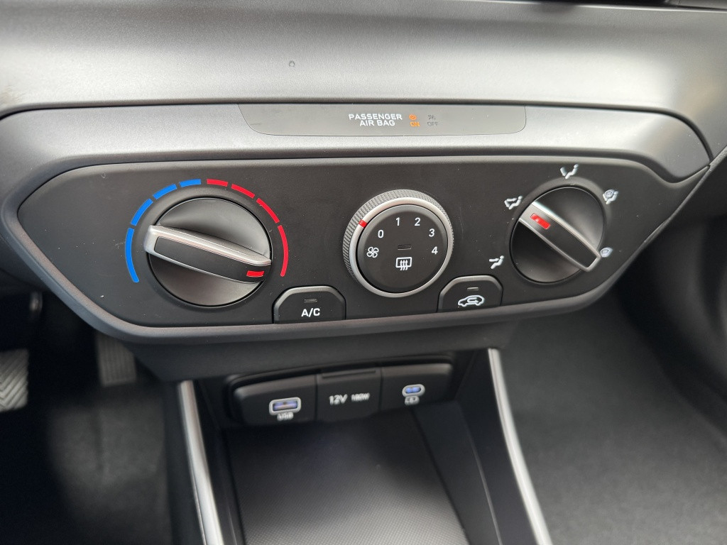Hyundai I 20 1.0 t-gdi comfort | direct leverbaar | navigatie | camera | ac