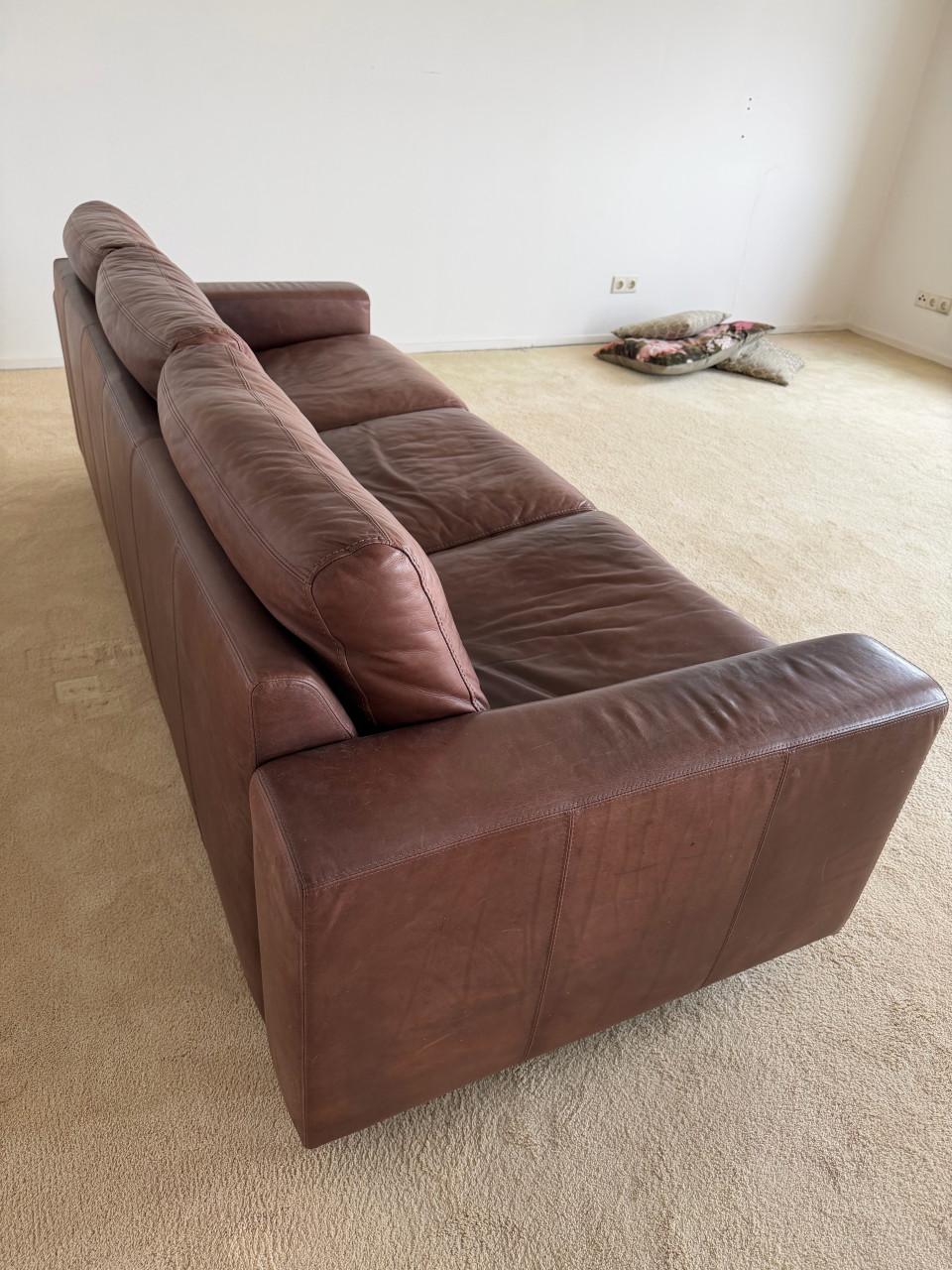 Lederen bank donkerbruin