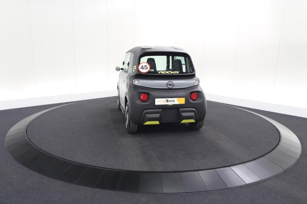 Opel Rocks-e base | vanaf 16 jaar | panoramadak | led | ventilatie | two-to
