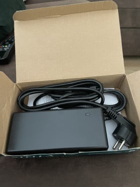 Stella batterij oplader