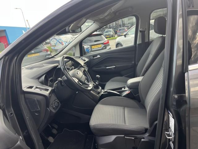 Ford C-max 1.0 ecoboost 125pk titanium , trekhaak , voorruitverwarming