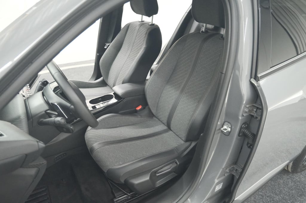 Peugeot 2008 hybrid 136 e-dcs6 allure | 360 camera | adaptieve cruise contr