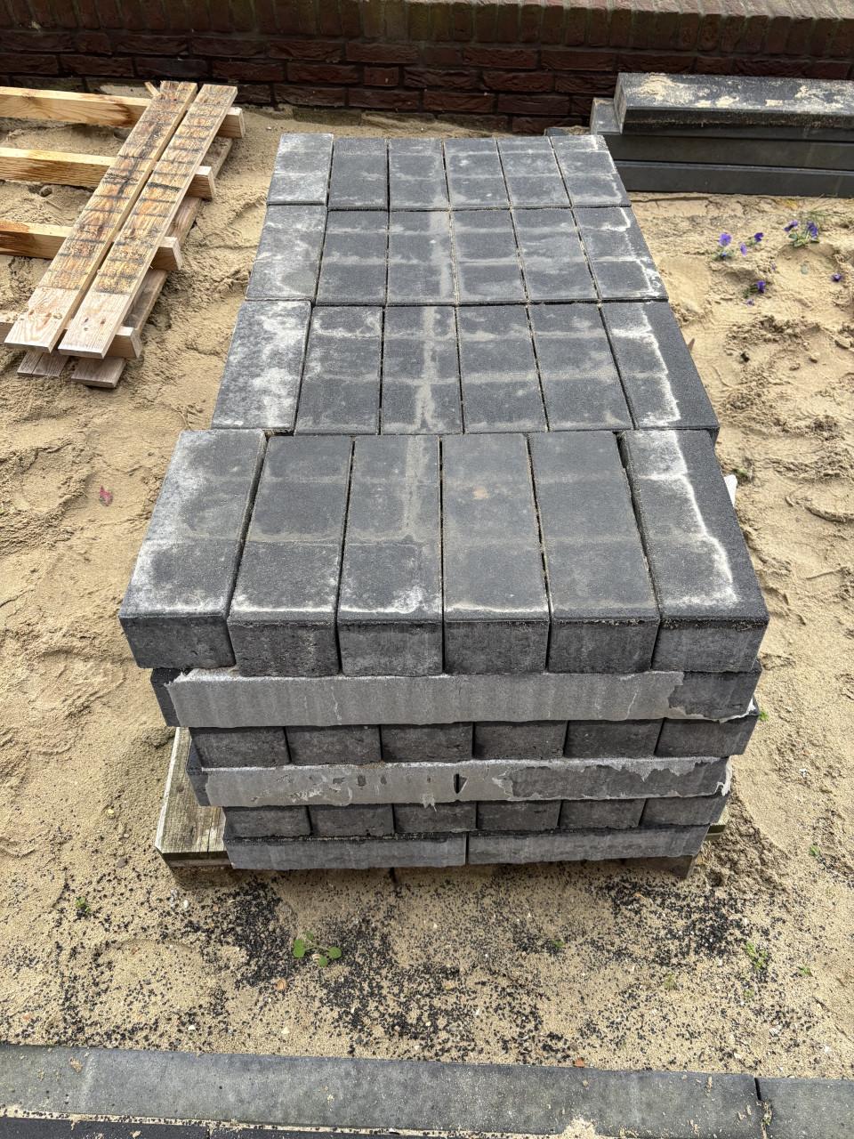 (Gereserveerd) NIEUW (GRATIS OP TE HALEN)  Stenen: MBI GeoKlinker Plus