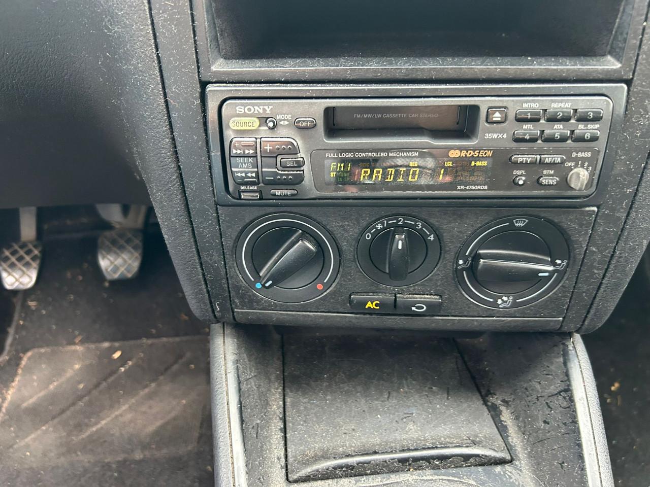 Volkswagen Golf 1.4-16V Master Edition Airco/LM/Trekhaak/Verzwaarde Vering