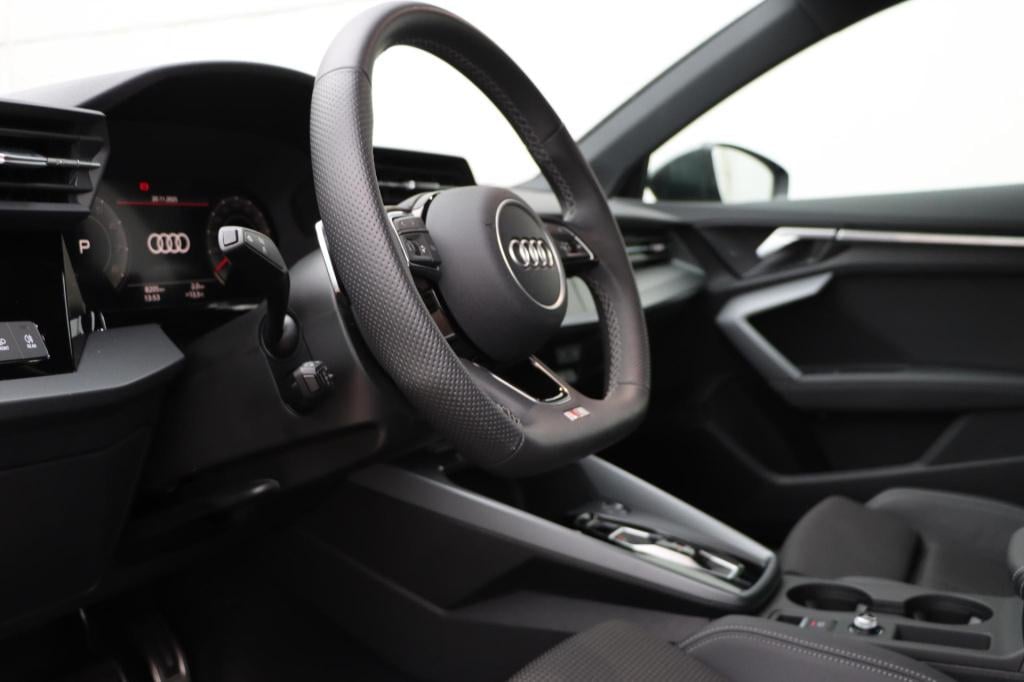 Audi A3 sportback 30 tfsi s edition