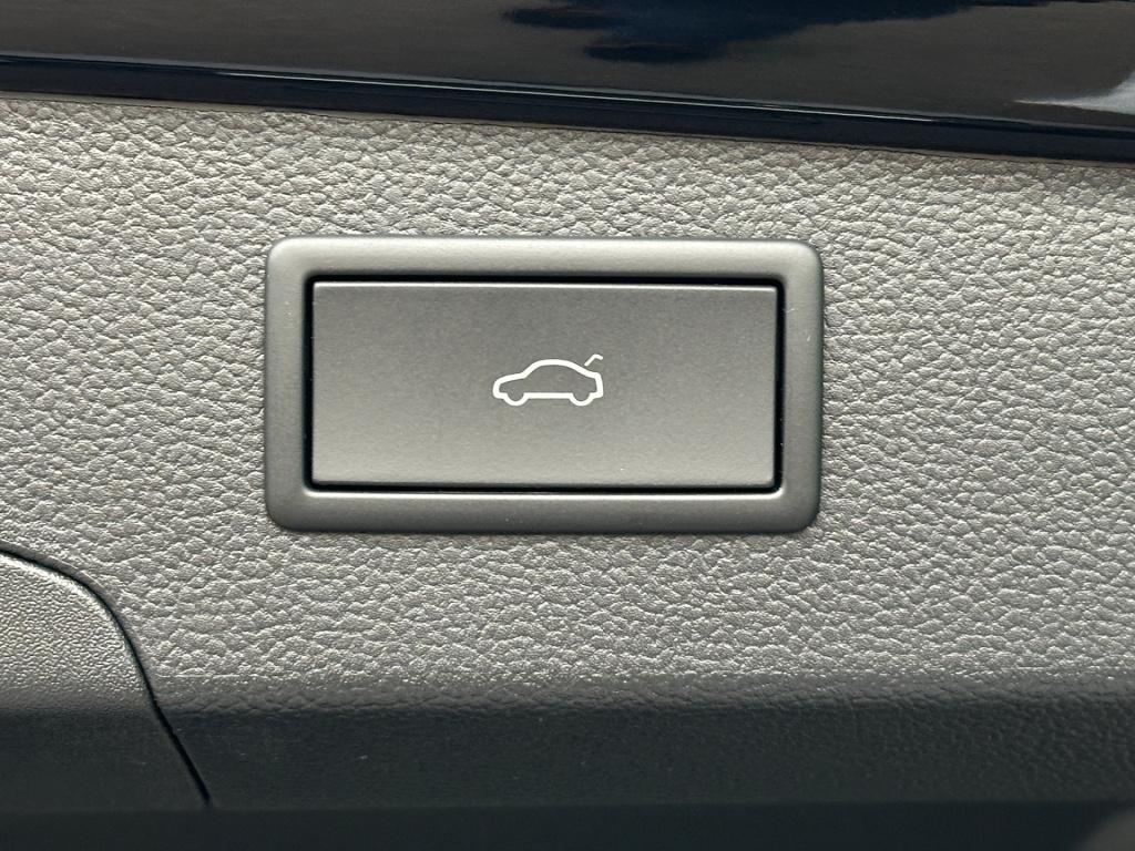 Volkswagen Passat variant 1.5 etsi 150pk elegance | alcantara | head up | c