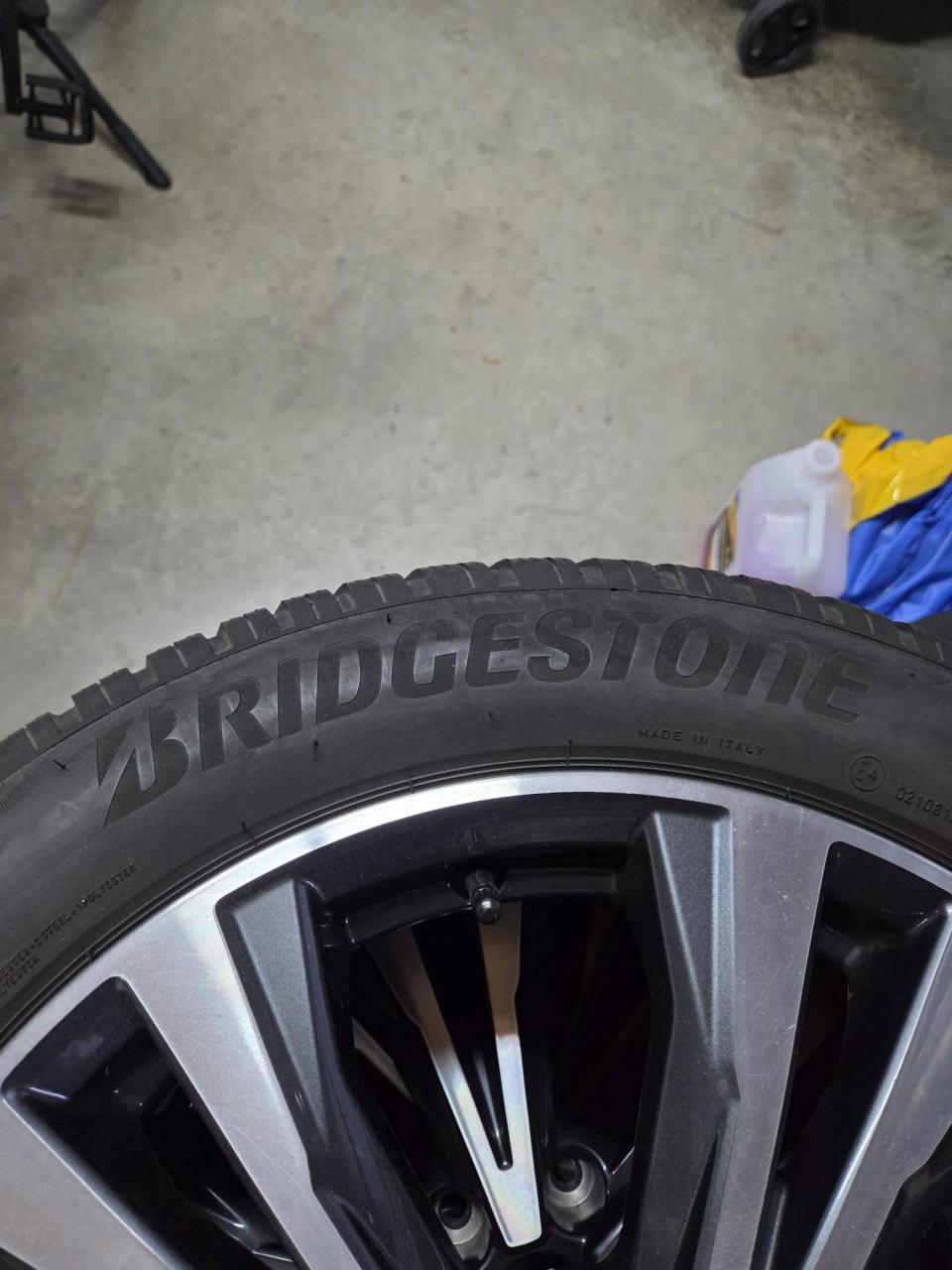Velgen met banden voor Nissan Qashqai 215/55R18