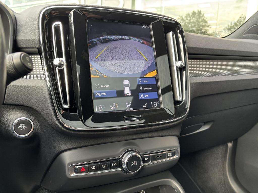 Volvo XC40 2.0 t4 r-design