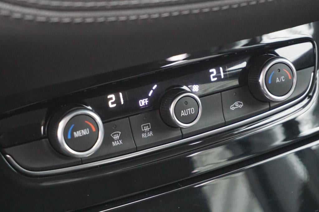 Opel Grandland X 1.2 turbo innovation climate / navi / cruise / elektr. ram