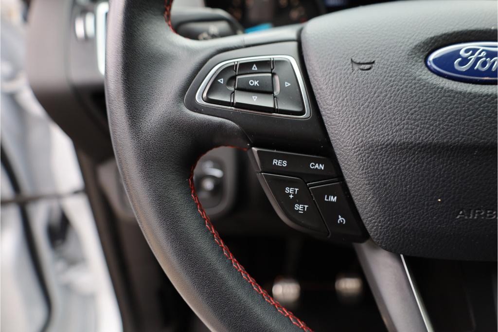 Ford Kuga 1.5 ecoboost st line nav i cam i pdc