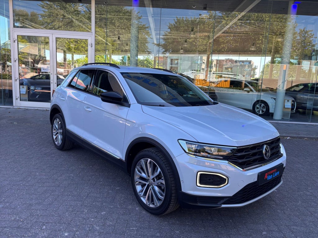 Volkswagen T-roc 1.5 tsi 150pk 7-dsg iq-drive|adapt. cruise | virtual cockp