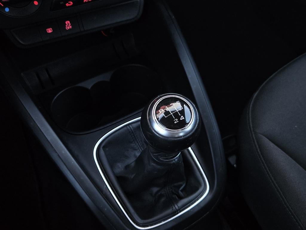 Audi A1 Sportback 1.0 tfsi s-line | cruisec. | bluetooth | navi