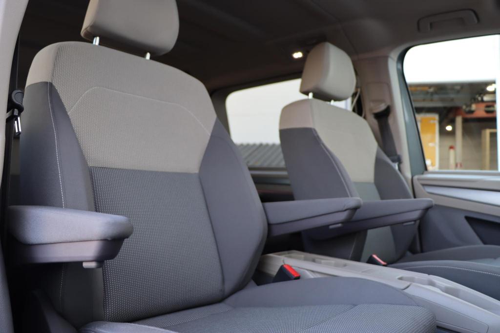 Volkswagen Multivan 1.4 ehybrid life 218pk dsg6 | soh 92,2% |