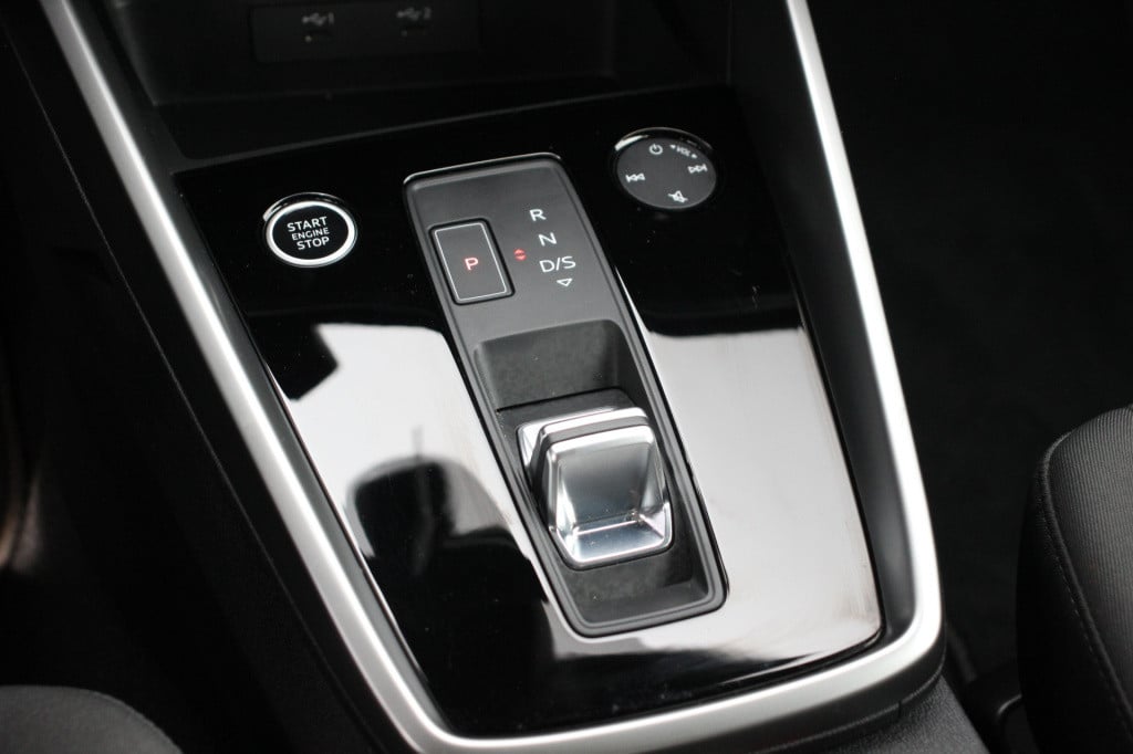 Audi A3 sportback 40 tfsi e edition | led | cruise control