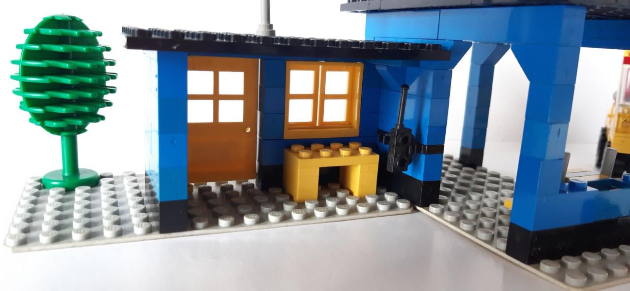 Lego 6363 Classic Town - Auto Service Station