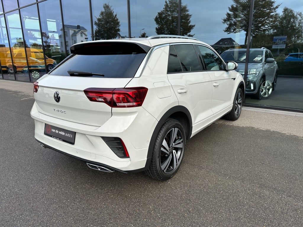 Volkswagen T-roc 1.5 tsi 150pk dsg r-line | camera | carplay | dode hoek | 