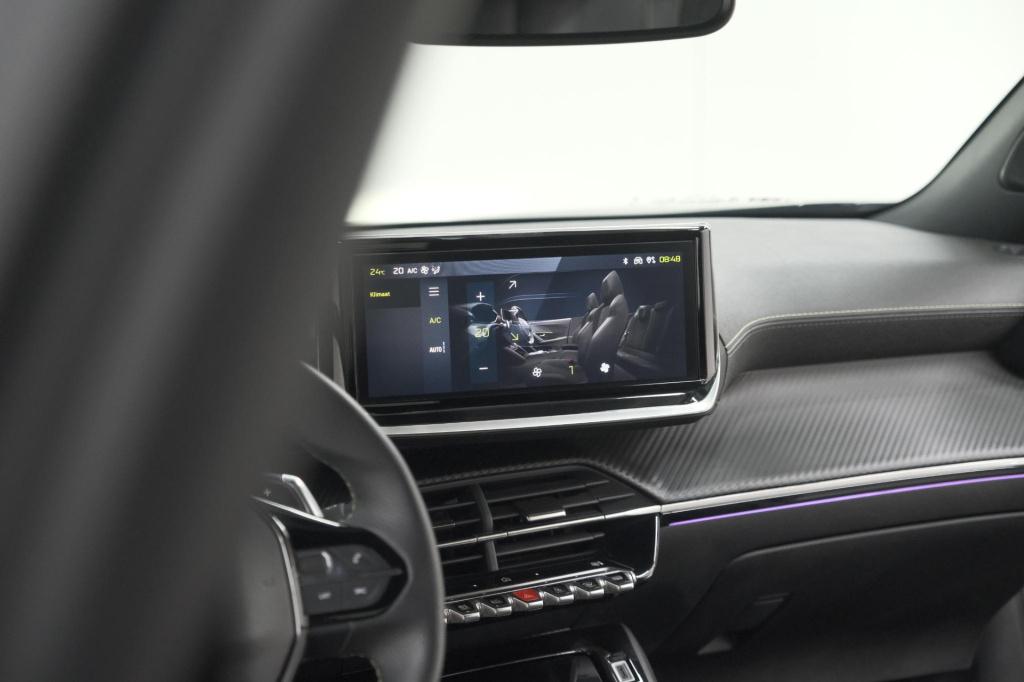 Peugeot 2008 1.2 hybrid 145 gt | camera | apple carplay | parkeersensoren