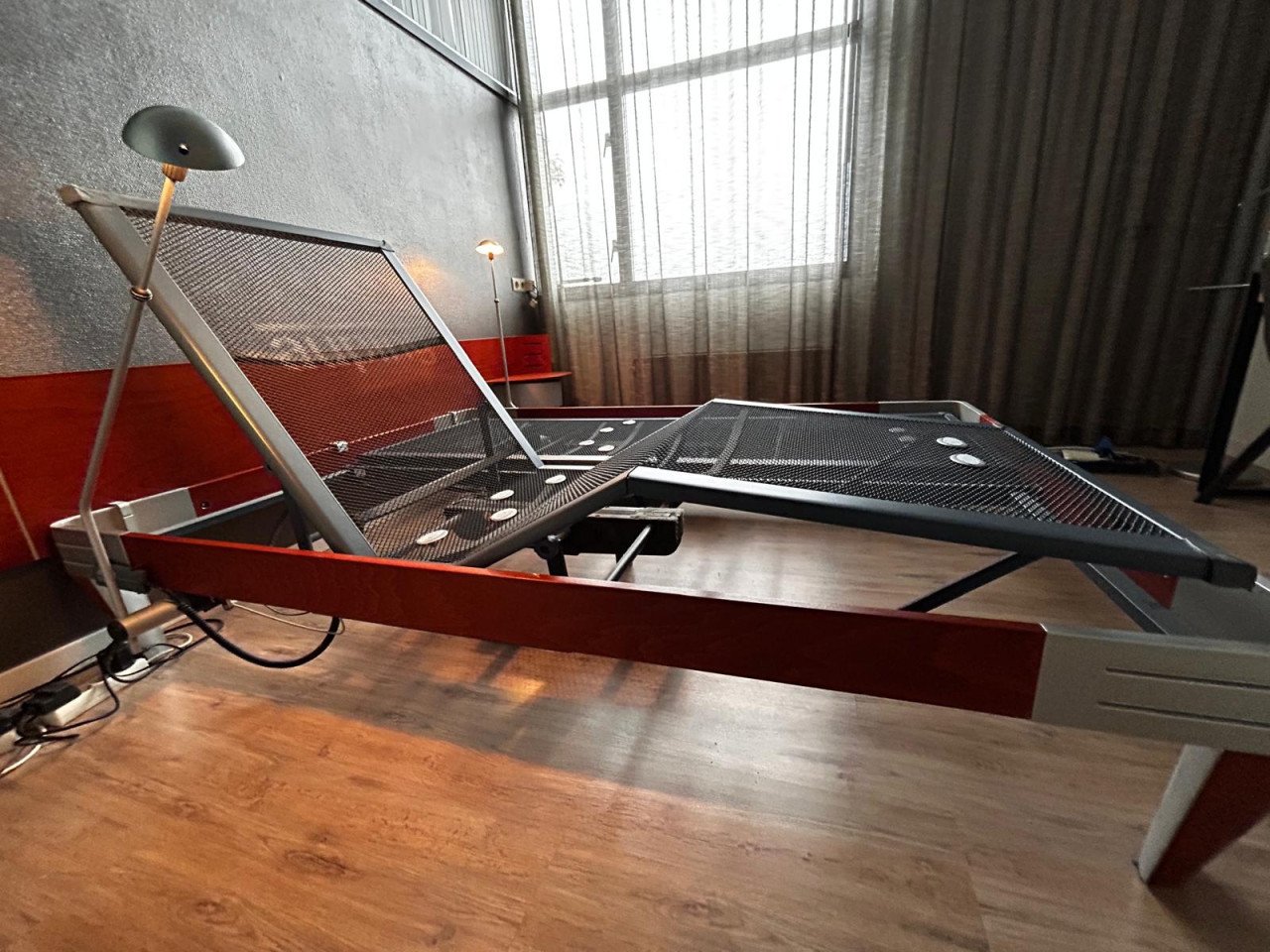 AUPING next 160x220 cm, electrisch verstelbaar