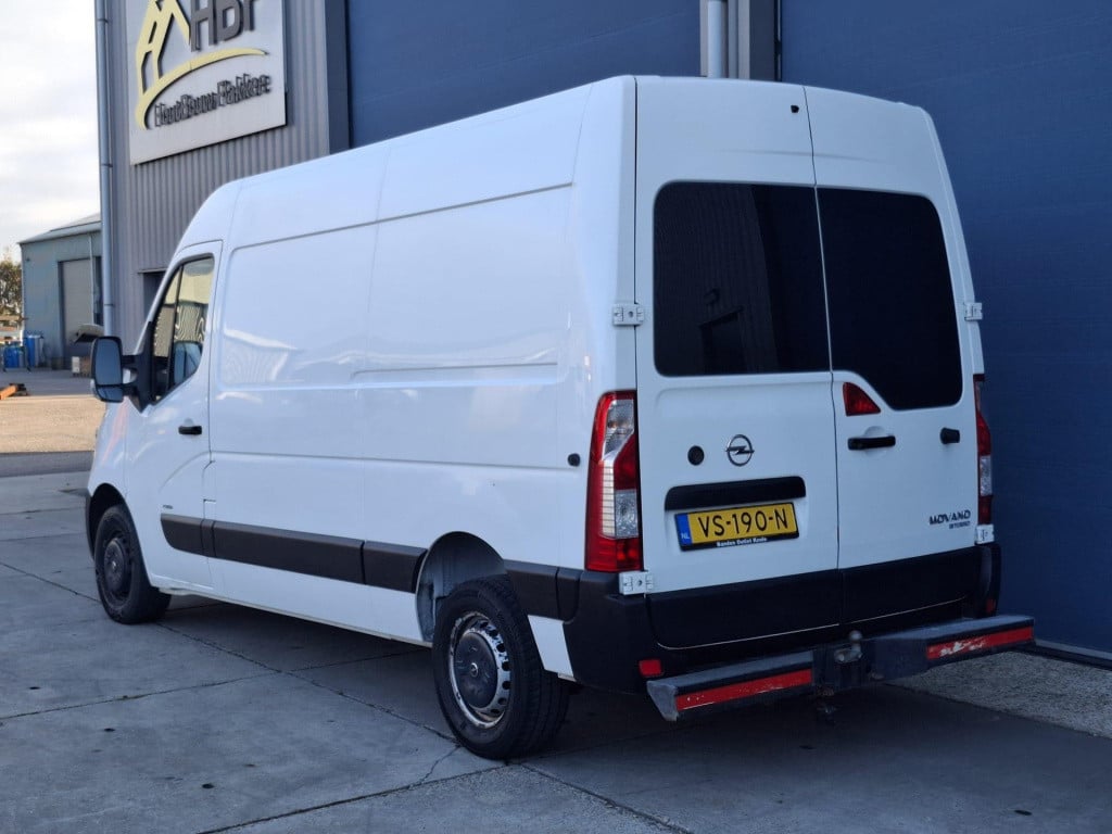 Opel Movano 2.3 cdti l2h2 airco / cruise controle / camera / trekhaak / n.a