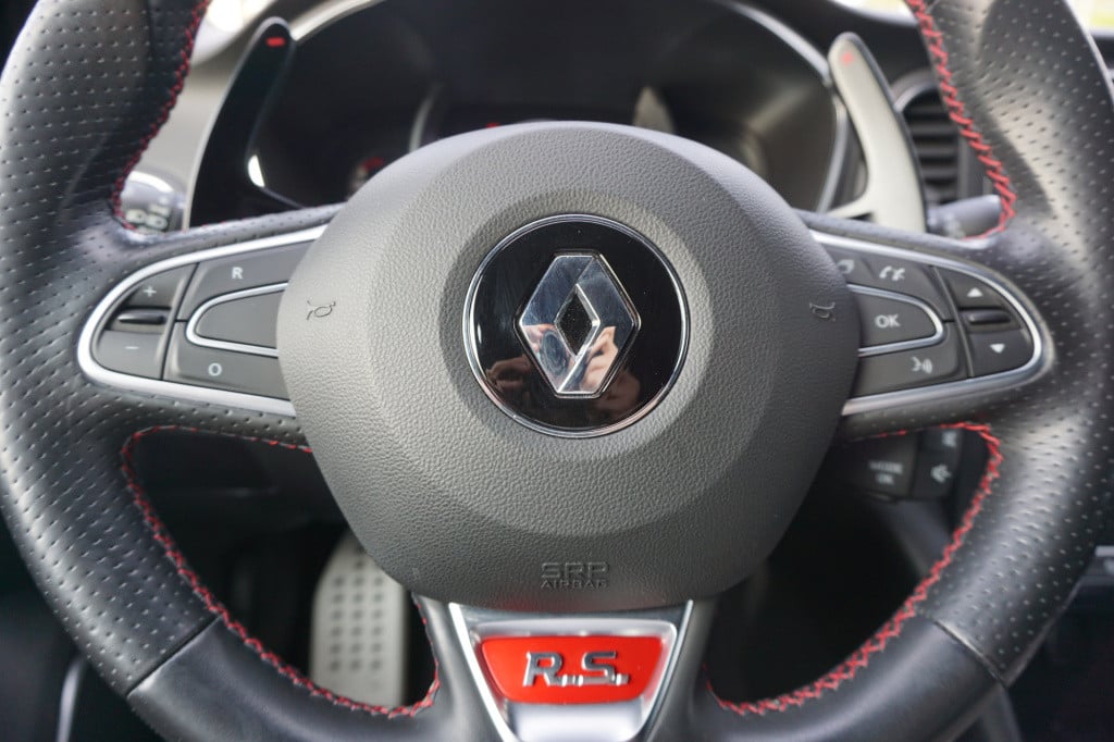 Renault Megane 1.8 tce 280 rs - schaalstoelen / hud / xenon / camera / navi
