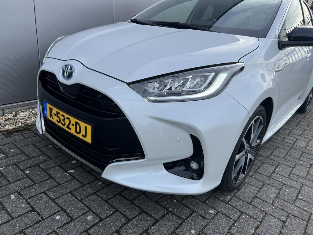 Toyota Yaris 1.5 hyb. executive