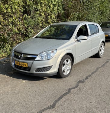 Opel Astra jaar apk!