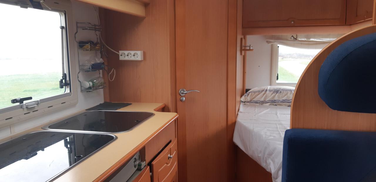 Camper
