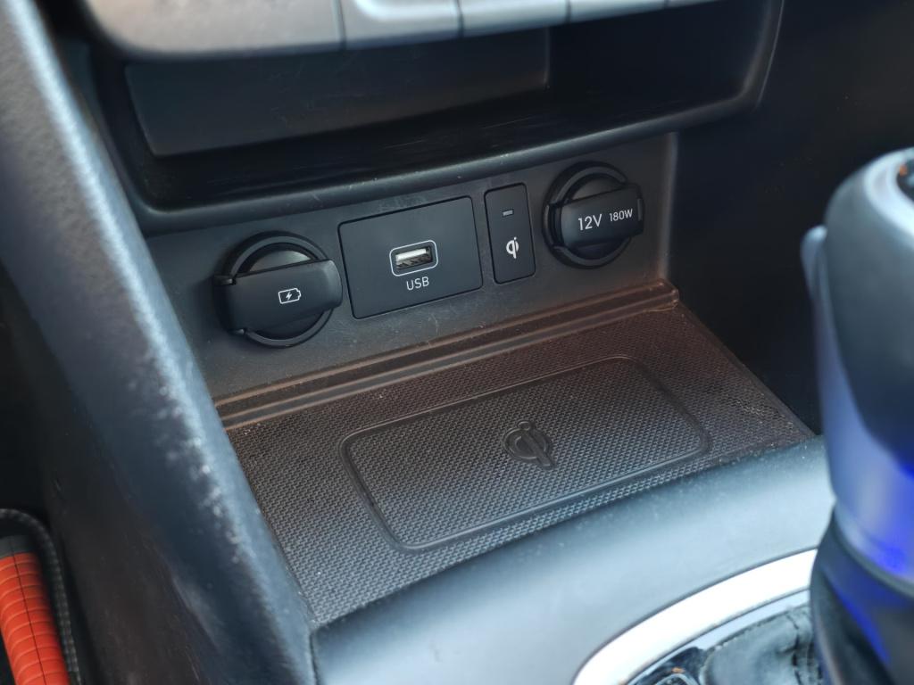 Hyundai Kona 1.6 gdi hev premium | lederen bekleding | stoel/stuur verwarmi