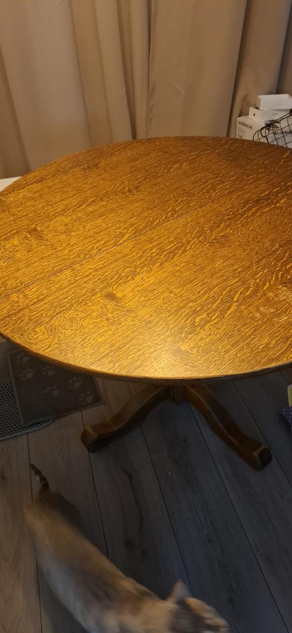 Ronde eettafel