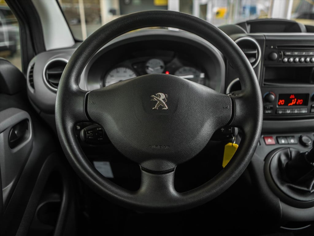 Peugeot Partner 1.2 puretech 110pk | airco | zonnepaneel | cruise control |