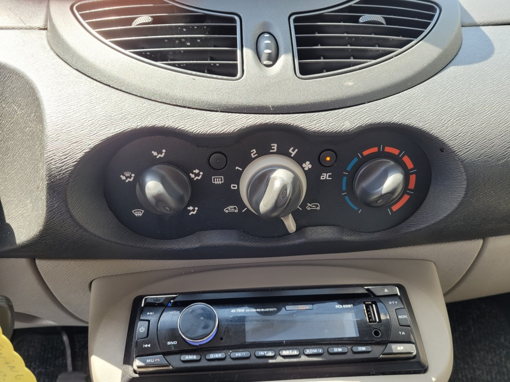 Renault Twingo 1.2i authentique
