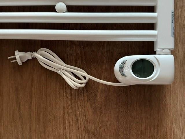 Te koop Zehnder Aura E designradiator elektrisch