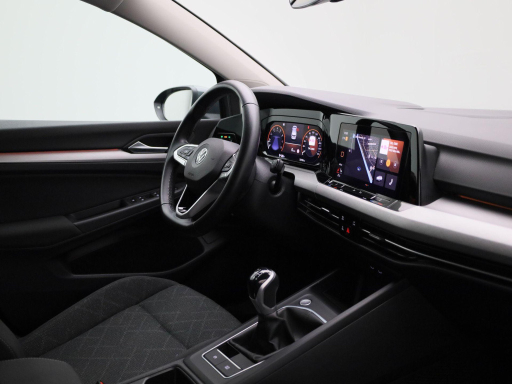 Volkswagen Golf 1.5 tsi | virtual cockpit | navigatie | dab | stoel/stuur v