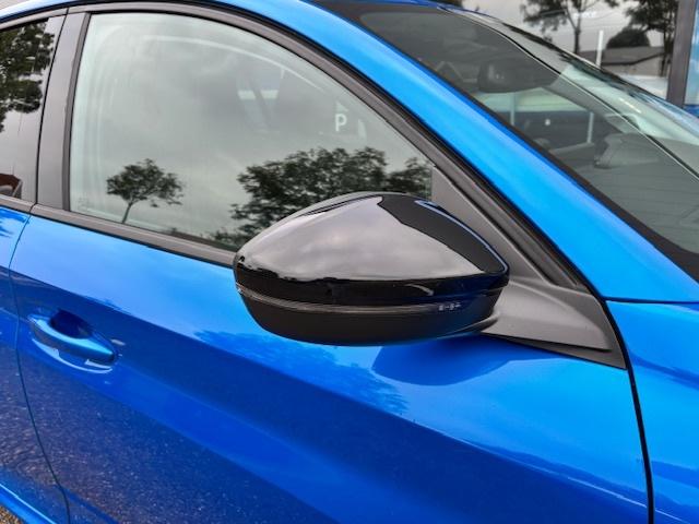 Peugeot 208 1.2 hybrid 100 e-dcs6 allure navigatie | dab | applecarplay| pa