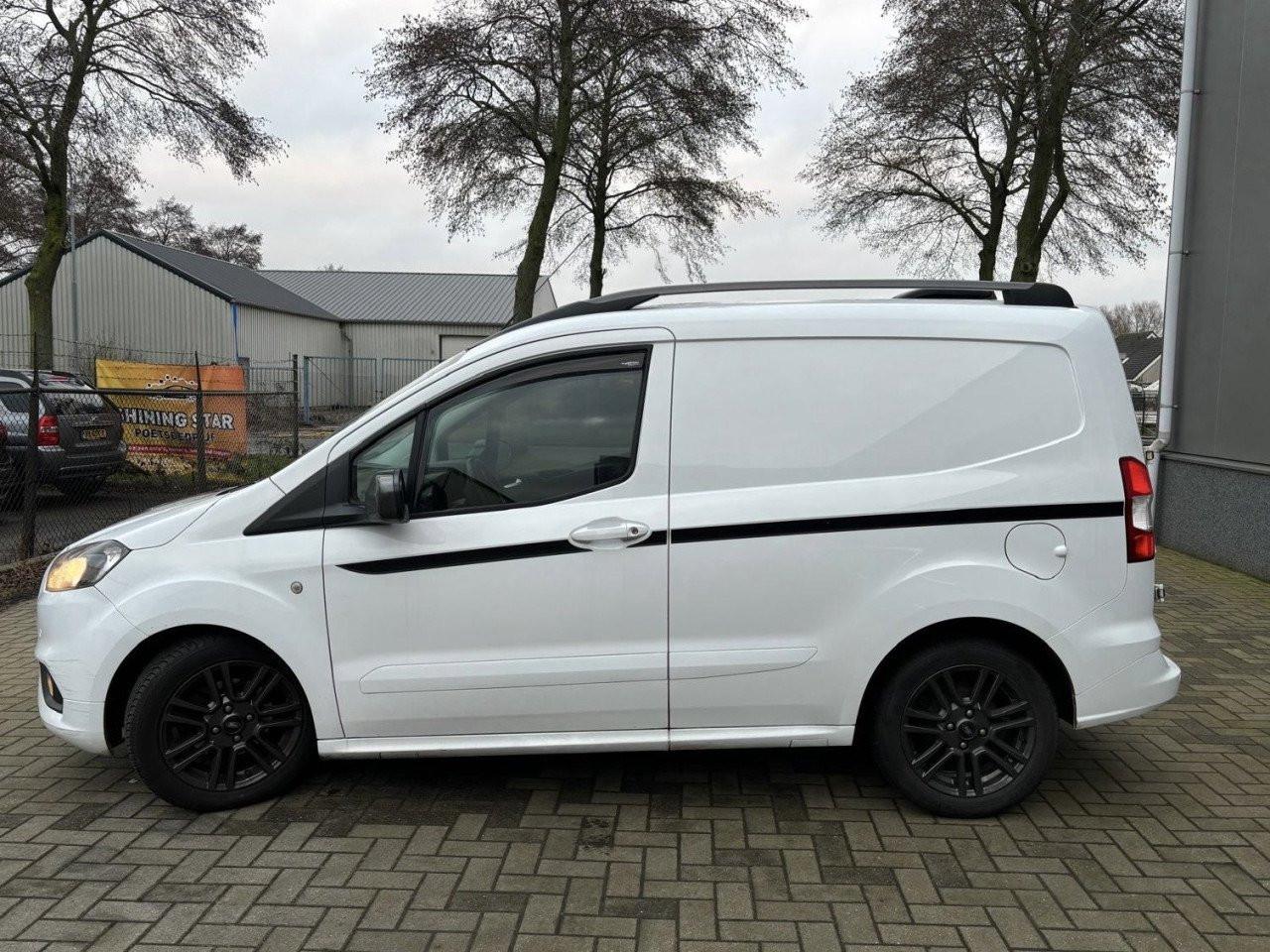 Ford Transit Courier 1.5 TDCI Limited Duratorq S&S BWJR 2021 VOL JAAR APK