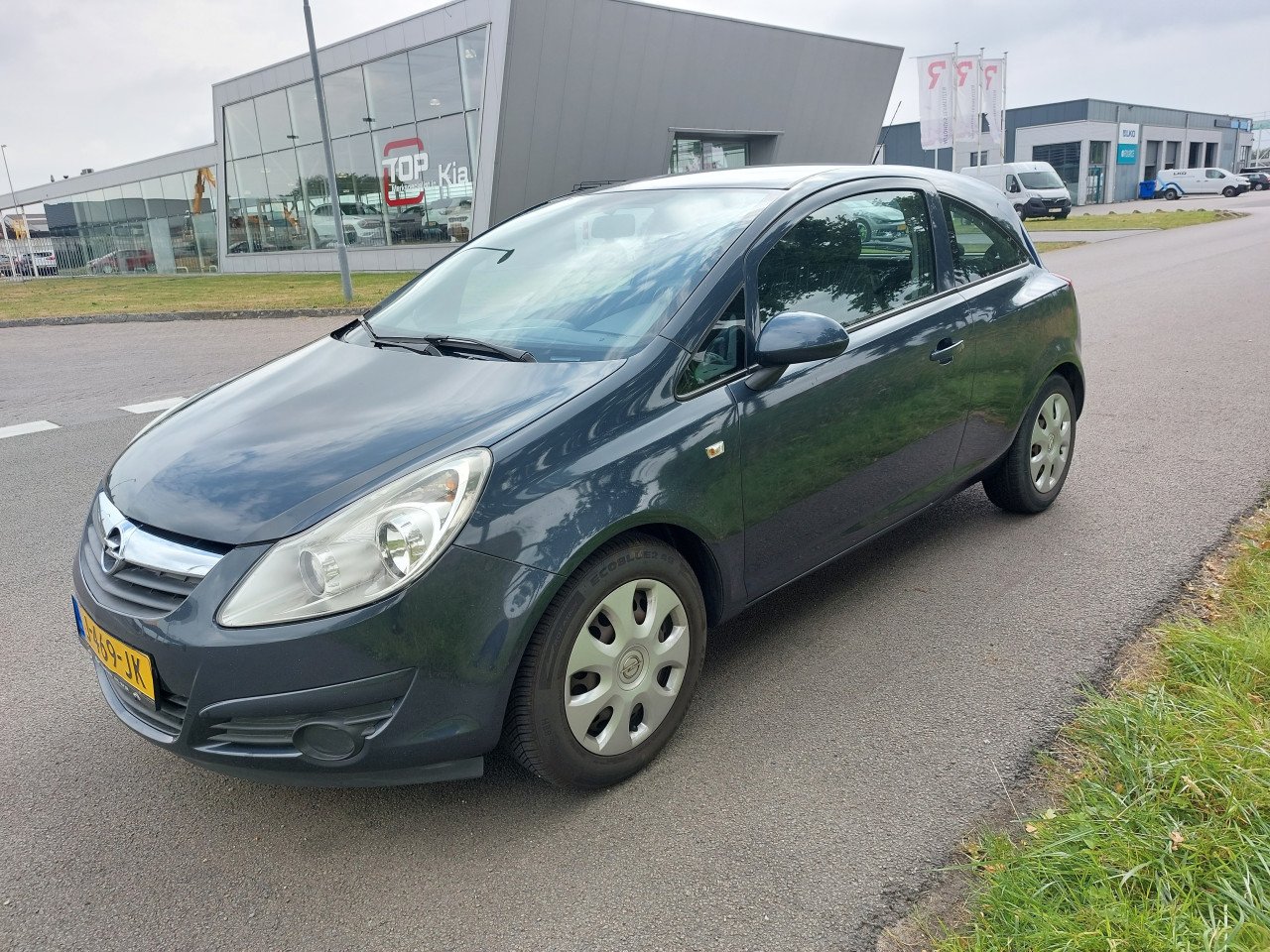 Opel corsa bj 2009  1850 euro