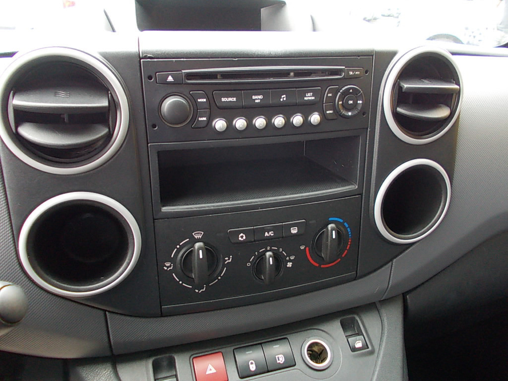 Citroen Berlingo 1.6 hdi airco lang maxi l2/h1 xl trekhaak