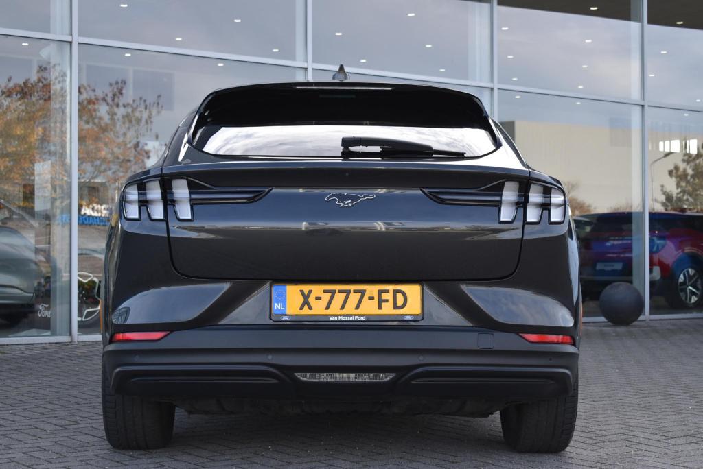 Ford Mustang Mach-e rwd 75 kwh