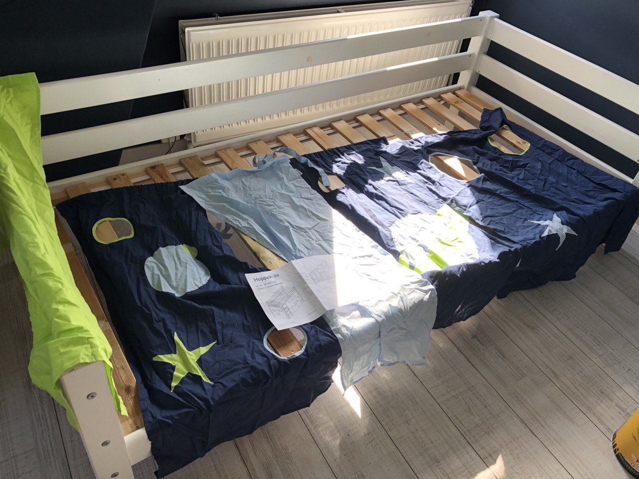 Kinderbed half hoogslaper verstelbaar