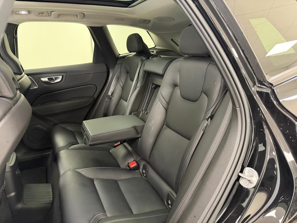 Volvo XC60 2.0 t8 plug-in hybrid awd ultimate dark | bowers&wilkins | lucht
