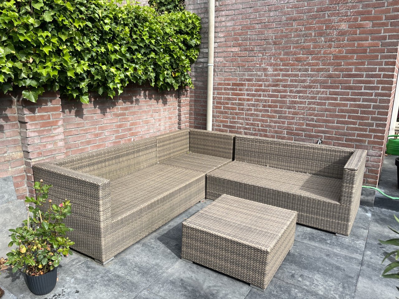 Gebruikte loungeset (GERESERVEERD)