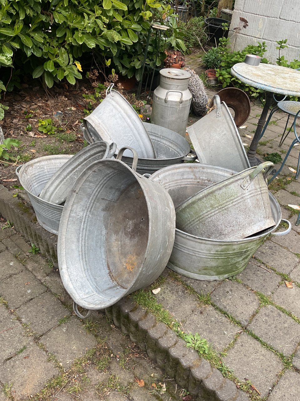 Partij zinken brocante