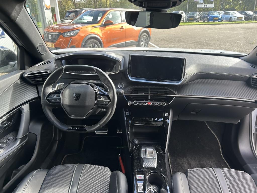 Peugeot 2008 1.2 puretech 130pk gt | navigatie | bt | applecarplay & androi