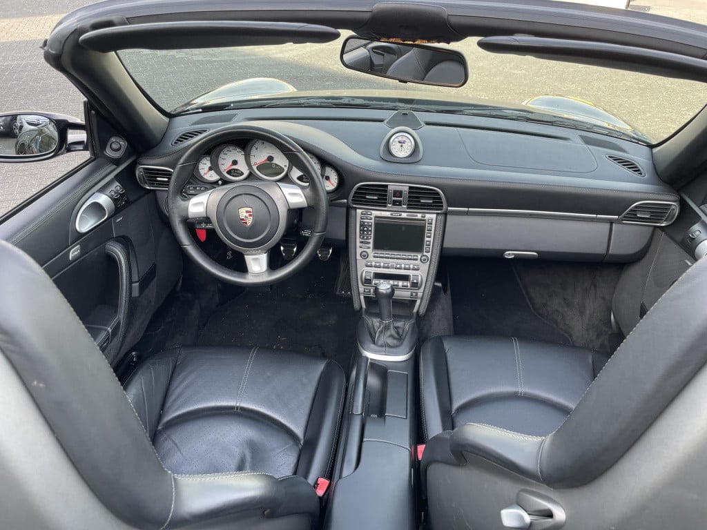 Porsche 911 cabrio 3.8 carrera 4s