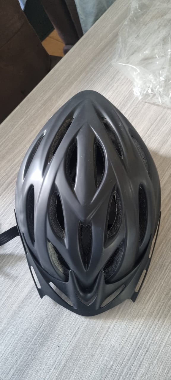 Diverse fietshelmen fischer maten s/m l/xl